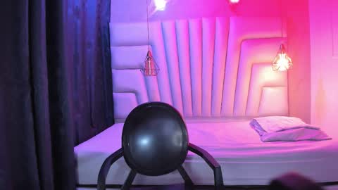 Snapshot of kaorii_lee chatting on 11-12-25, 12:16 kaorii_lee online show from 11-12-25, 12:16