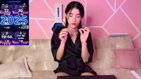 Snapshot of kaoriille chatting on 02-07-25, 01:47 kaoriille online show from 02-07-25, 01:47