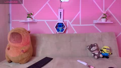 Snapshot of kaoriille chatting on 10-28-25, 10:34 kaoriille online show from 10-28-25, 10:34