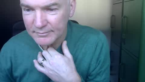 Robbie online show from 01-11-25, 10:51