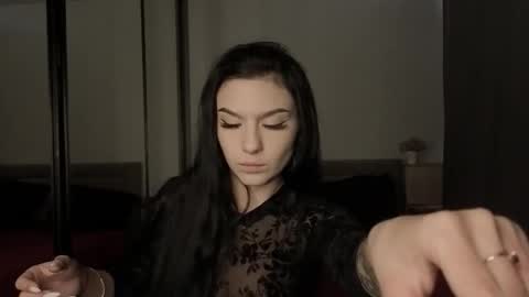 Snapshot of kara_life chatting on 10-01-25, 01:44 kara_life online show from 10-01-25, 01:44