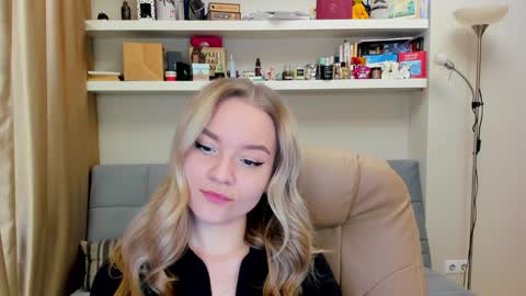 Kara. Off from 15th till 24th of December online show from 12-14-24, 11:23