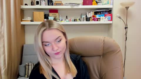 Kara. Off from 15th till 24th of December online show from 02-27-25, 12:54