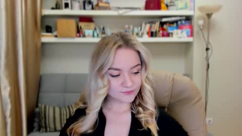 Kara. Off from 15th till 24th of December online show from 10-19-25, 09:37