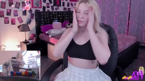 Snapshot of karambamoon chatting on 12-03-24, 09:01 Lera online show from 12-03-24, 09:01