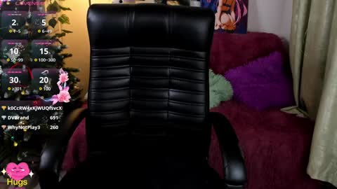 Snapshot of karambamoon chatting on 01-05-25, 11:55 Lera online show from 01-05-25, 11:55