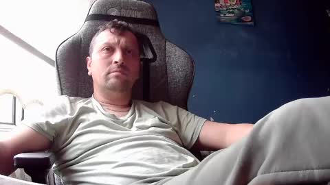 karasimsek54 online show from 04-23-26, 08:24