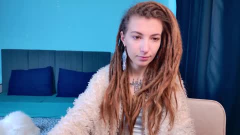 Snapshot of karatart chatting on 10-17-25, 10:07 Kara online show from 10-17-25, 10:07