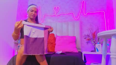 Kardy  online show from 10-19-25, 05:13