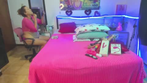 Snapshot of karen_milf_2 chatting on 12-07-24, 03:47 Karen online show from 12-07-24, 03:47