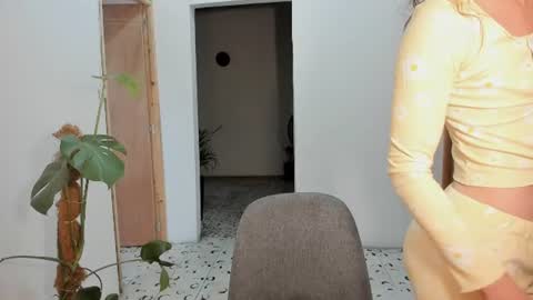 Karen Arango online show from 06-21-26, 11:13