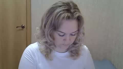 karennelsonx online show from 10-14-25, 10:27