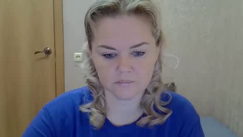 karennelsonx online show from 10-16-25, 09:10