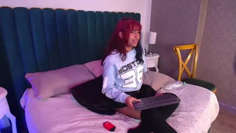 Karina online show from 01-31-25, 09:48