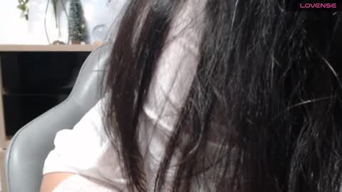 Snapshot of karin_lover chatting on 12-04-24, 09:40 You can call me K online show from 12-04-24, 09:40