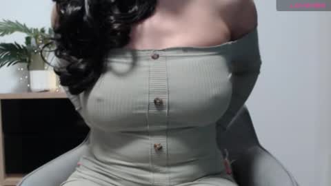 Snapshot of karin_lover chatting on 03-05-25, 06:23 You can call me K online show from 03-05-25, 06:23