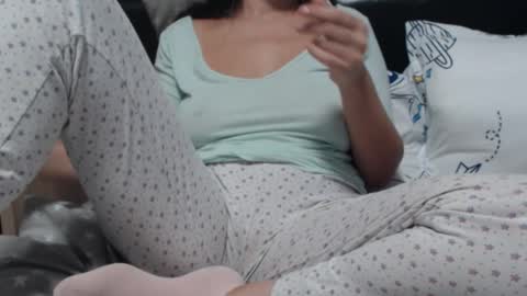 Snapshot of karin_lover chatting on 10-06-25, 05:49 You can call me K online show from 10-06-25, 05:49