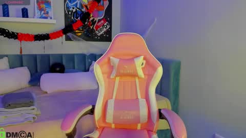 Snapshot of karina_broks chatting on 10-29-25, 08:38 karina_broks online show from 10-29-25, 08:38