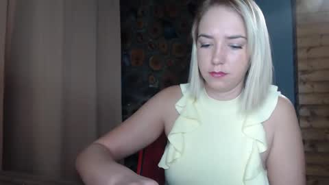 Snapshot of karina_fun chatting on 01-15-25, 03:11 karina online show from 01-15-25, 03:11