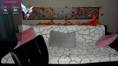 Snapshot of karina_kelly chatting on 11-09-25, 01:48 karina online show from 11-09-25, 01:48