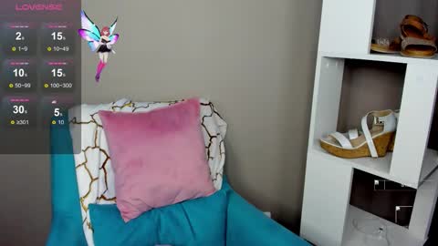 Snapshot of karina_kelly chatting on 11-16-25, 02:28 karina online show from 11-16-25, 02:28