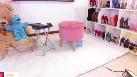 Karina  online show from 10-08-25, 12:19