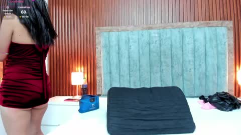 Snapshot of karina_towers chatting on 05-22-26, 11:49 Karina online show from 05-22-26, 11:49