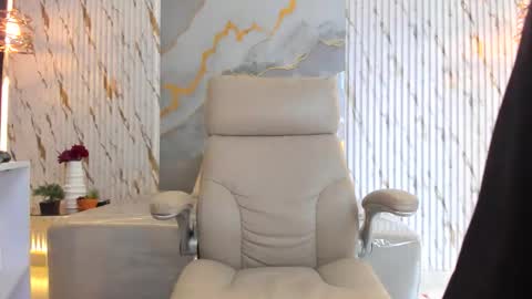 Snapshot of karinaadoll chatting on 11-17-25, 07:41 Karina online show from 11-17-25, 07:41