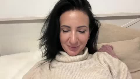 Karina online show from 12-22-24, 02:39