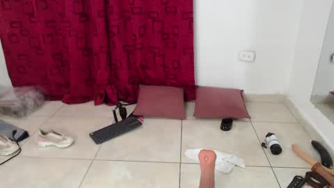 Snapshot of karinasimonz chatting on 02-16-25, 10:43 KarinaSimonz online show from 02-16-25, 10:43