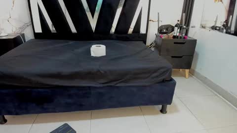 Snapshot of karinasimonz chatting on 09-27-25, 07:19 KarinaSimonz online show from 09-27-25, 07:19