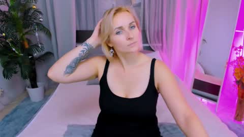 Karina  online show from 12-23-24, 12:46