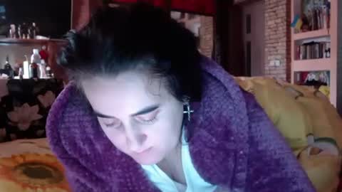 karinkabrunetka2 online show from 12-15-25, 07:45