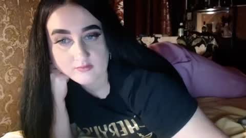 karinkabrunetka2 online show from 12-15-25, 08:24