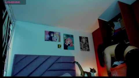 Snapshot of karinna__raven chatting on 05-21-26, 09:55 KARINNA RAVEN online show from 05-21-26, 09:55