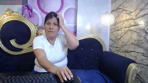 Snapshot of karito_mature17 chatting on 12-15-24, 11:12 Karito online show from 12-15-24, 11:12