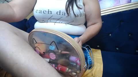 Snapshot of karito_mature17 chatting on 10-27-25, 11:14 Karito online show from 10-27-25, 11:14