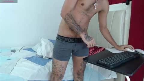 KARLA Y KALVIN online show from 05-16-26, 02:52