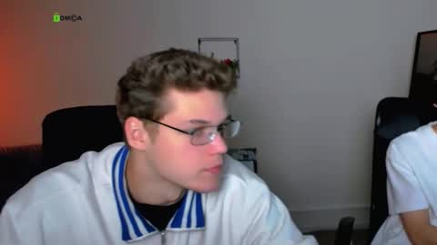 Snapshot of karl_mans chatting on 09-13-25, 08:14 Karl online show from 09-13-25, 08:14