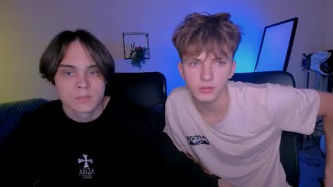 Snapshot of karl_mans chatting on 09-23-25, 08:23 Karl online show from 09-23-25, 08:23