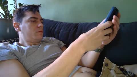 Snapshot of karl_mask chatting on 12-13-24, 03:43 Karl online show from 12-13-24, 03:43