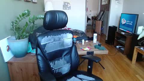 Snapshot of karl_mask chatting on 03-07-25, 04:22 Karl online show from 03-07-25, 04:22