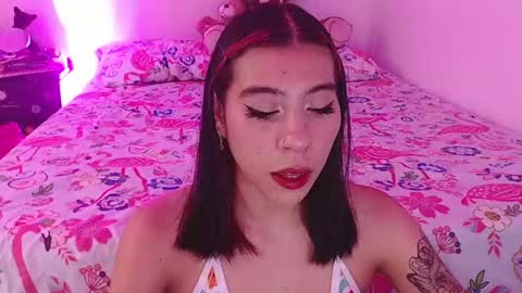 Snapshot of karla0524 chatting on 09-17-25, 02:24 KARLA online show from 09-17-25, 02:24