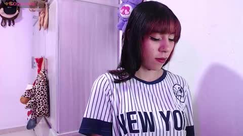 Snapshot of karla0524 chatting on 10-14-25, 02:45 KARLA online show from 10-14-25, 02:45