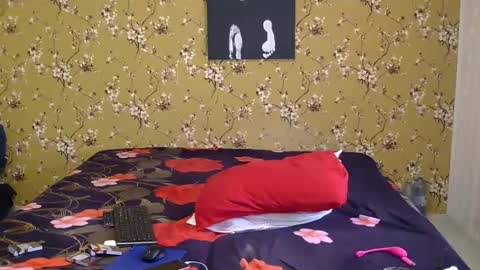 Snapshot of karla318103 chatting on 01-15-25, 08:30 Karla online show from 01-15-25, 08:30