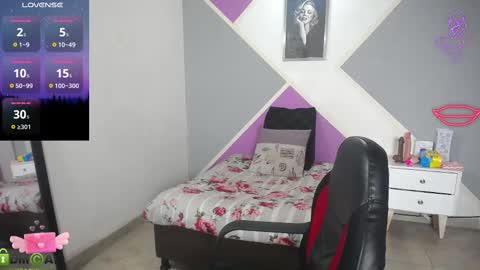 Snapshot of karla_charloby chatting on 02-13-25, 03:46 Karla online show from 02-13-25, 03:46