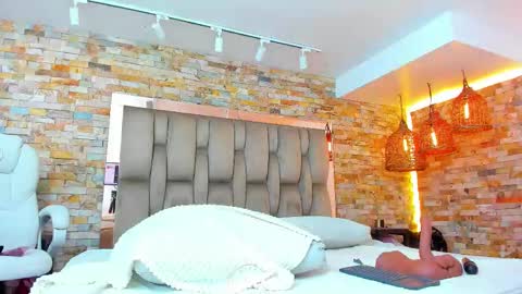  Karla  online show from 09-30-25, 08:36