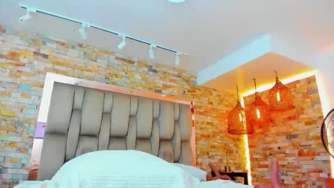  Karla  online show from 11-08-25, 09:24