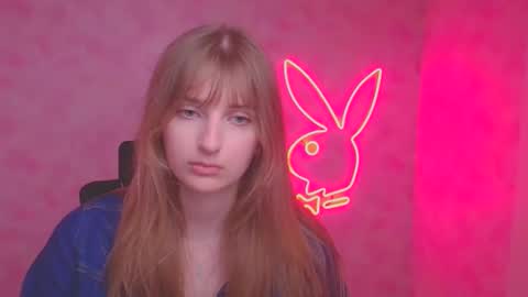 Snapshot of karla_flower chatting on 09-10-25, 11:21 Karla online show from 09-10-25, 11:21