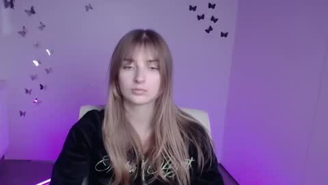 Snapshot of karla_flower chatting on 10-04-25, 11:19 Karla online show from 10-04-25, 11:19